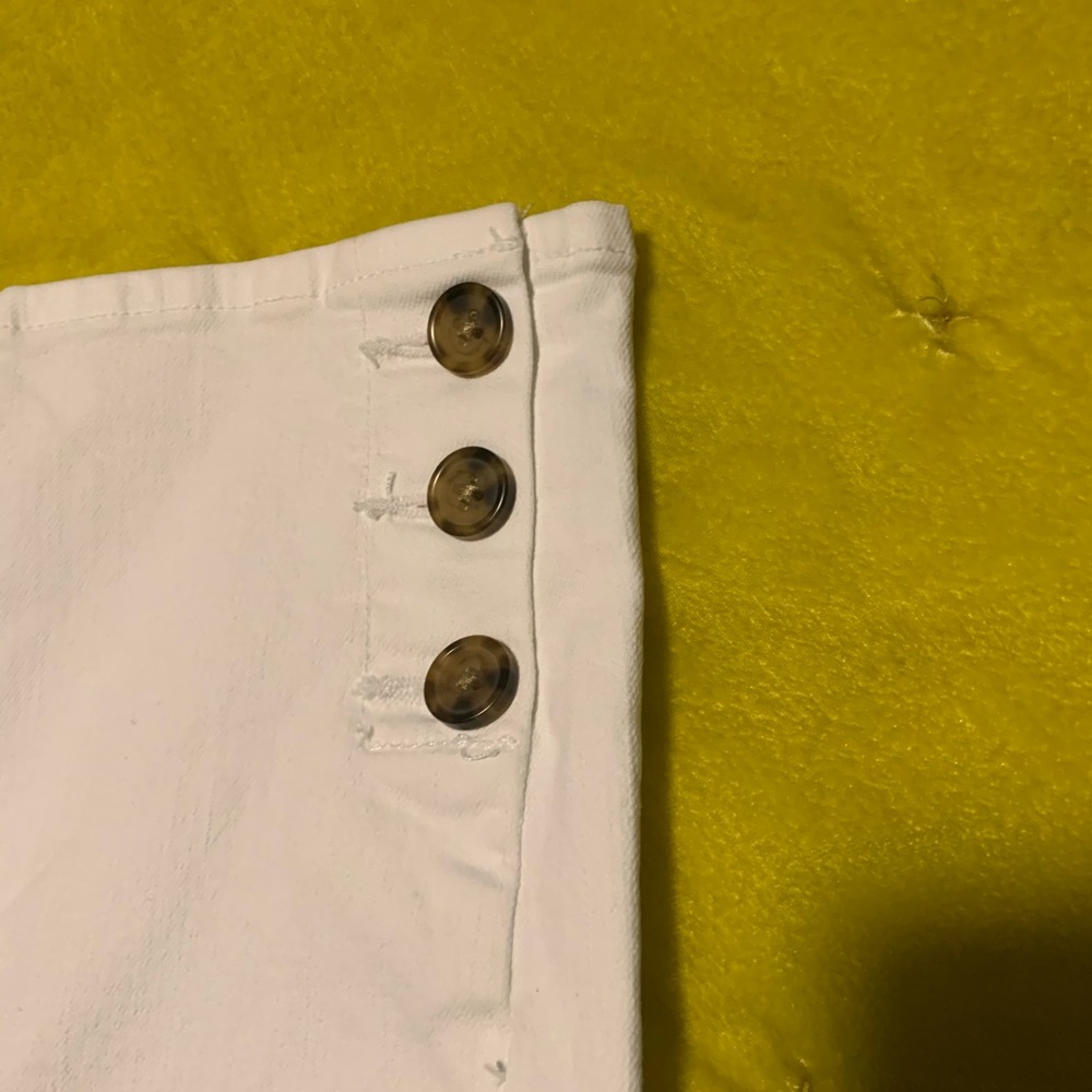 Jeans - Picture 3 of 4